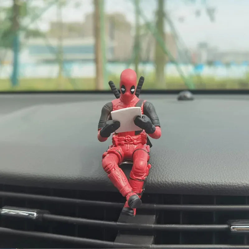 Figurine Deadpool 2 Disney — Plusieurs Positions (Assis, Allongé…)