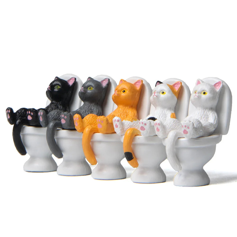 Figurine Chat sur Toilette – Le petit compagnon trop mignon !