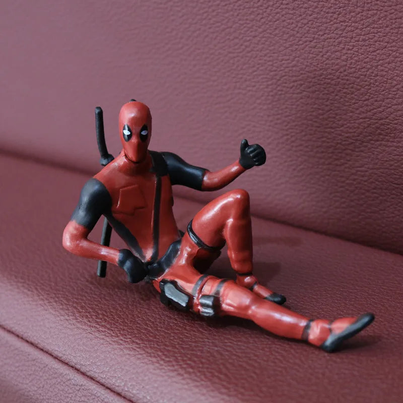 Figurine Deadpool 2 Disney — Plusieurs Positions (Assis, Allongé…)